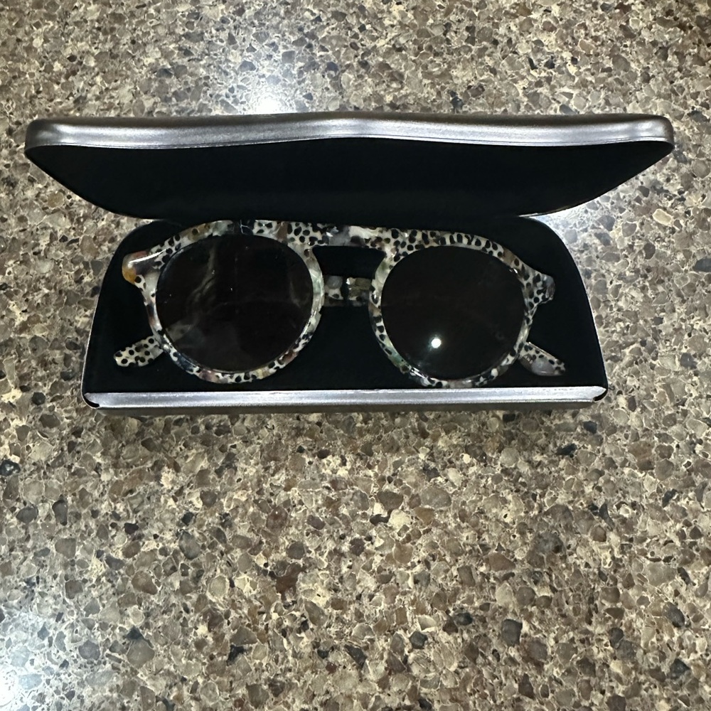 Krewe Cameron Print Sunglasses with Case